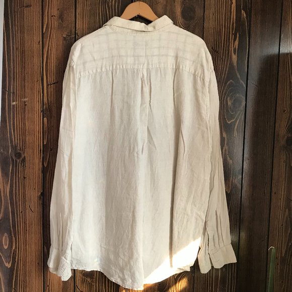 Linen Buttonup - Picture 2 of 5